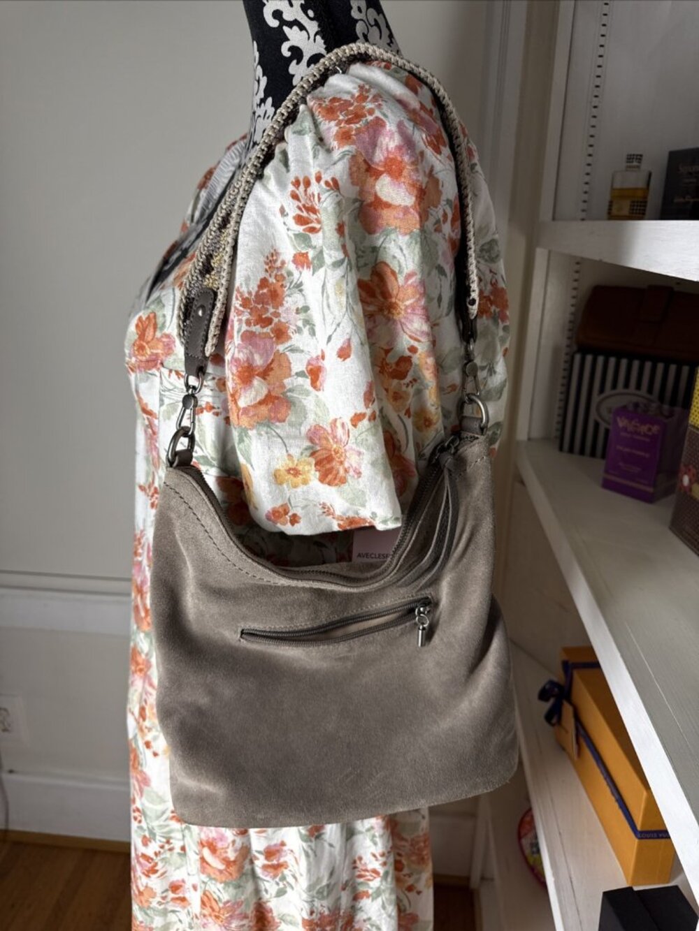 The Sak Sequoia Hobo Bag Gray Suede Removable Strap Bohemian Hippie